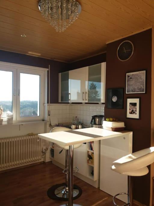 Gemuetliche, Helle Wohnung Im Luftkurort Dansenberg Kaiserslautern Exterior foto